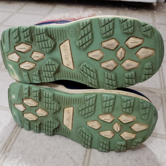 Girl's snow boots size 11 buy one get one free - Picture 3 of 7